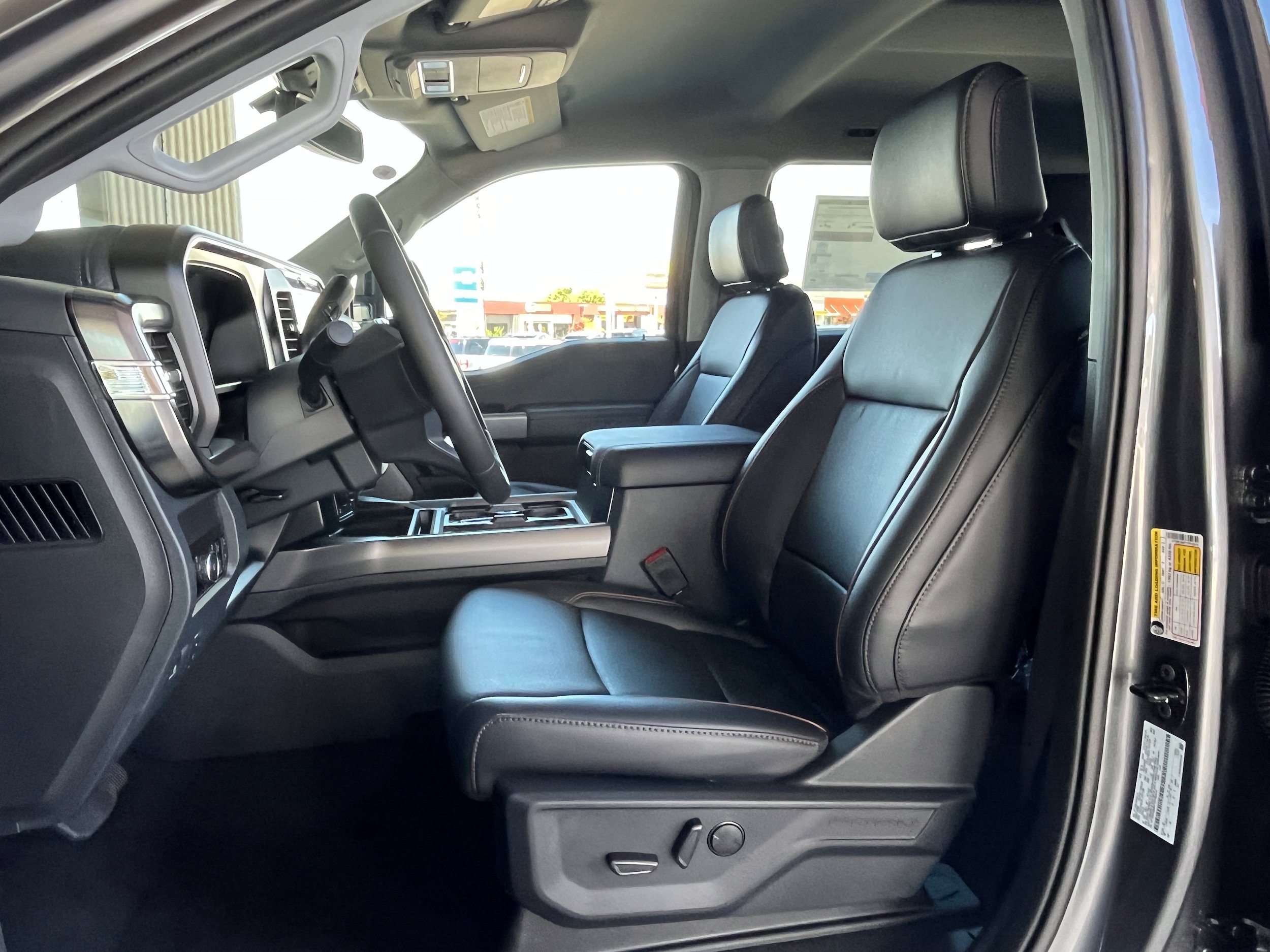 New 2026 Ford F350 Lariat AWD/4WD image 6