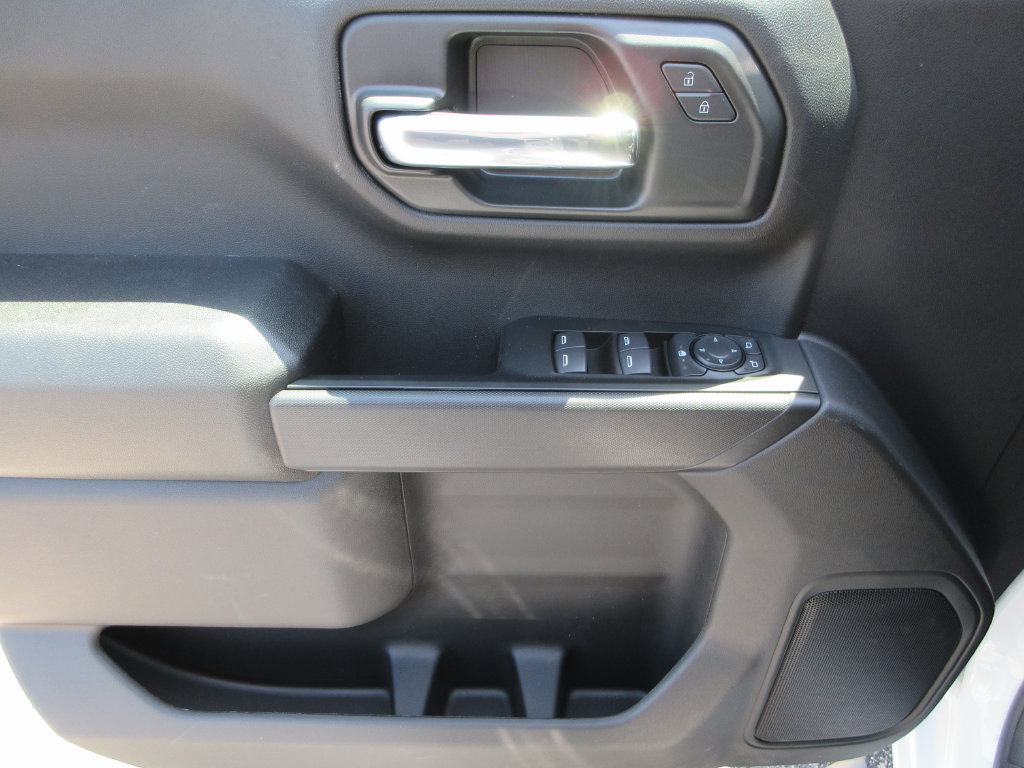 New 2026 Chevrolet Silverado 1500 Custom w/ Turbomax Blackout Package AWD/4WD image 22