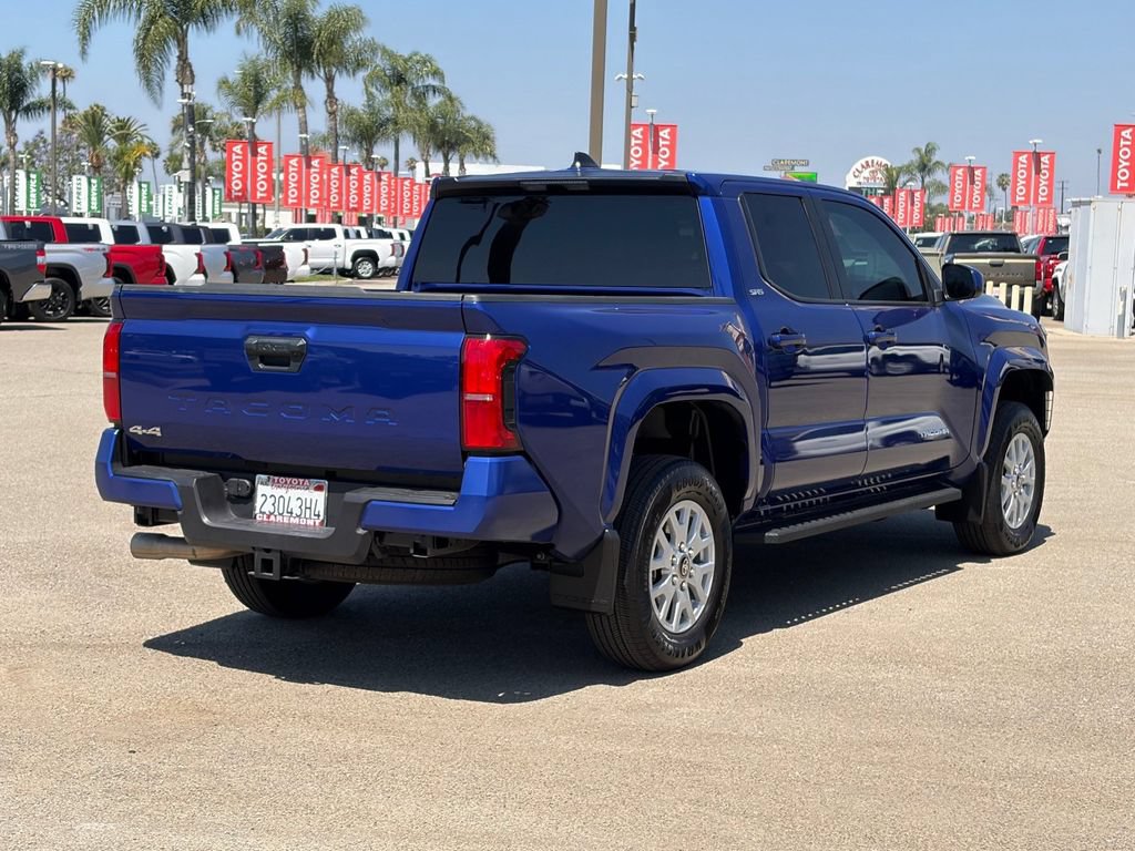 Certified 2025 Toyota Tacoma SR5 AWD/4WD image 44