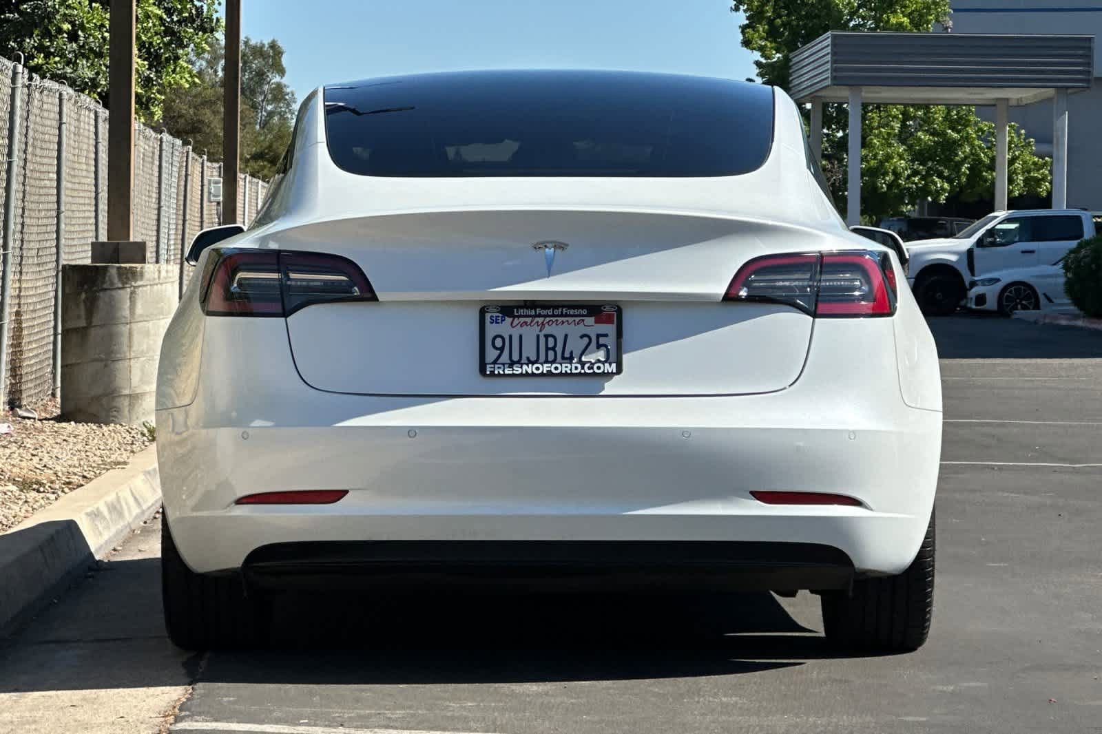 Used 2021 Tesla Model 3 Standard Range Plus RWD image 7