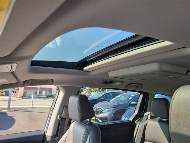 Certified 2018 Honda Odyssey Touring image 31