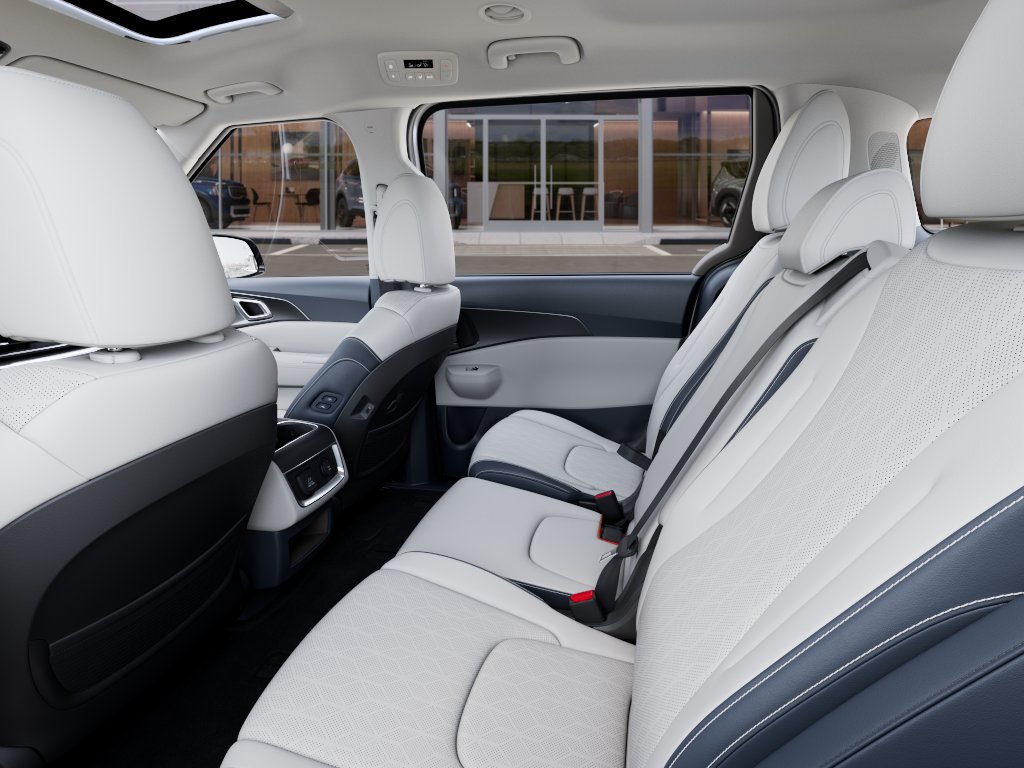New 2026 Kia Carnival SX w/ SX Dark Edition Package FWD image 18