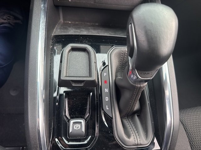 Used 2024 GMC Canyon Elevation w/ Convenience Package image 24