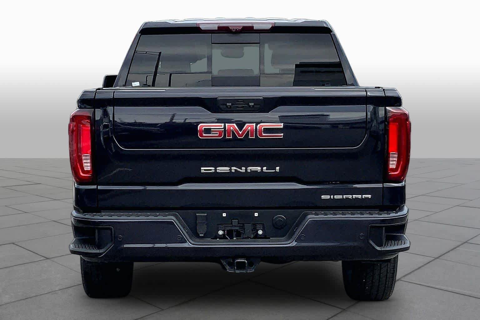 Used 2023 GMC Sierra 1500 Denali w/ Denali Reserve Package AWD/4WD image 5