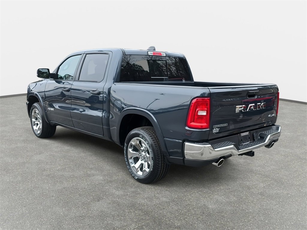New 2026 RAM 1500 4x4 Crew Cab image 7