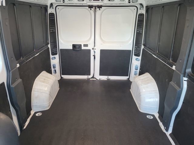 Used 2025 RAM ProMaster 2500 w/ Convenience Group FWD image 14