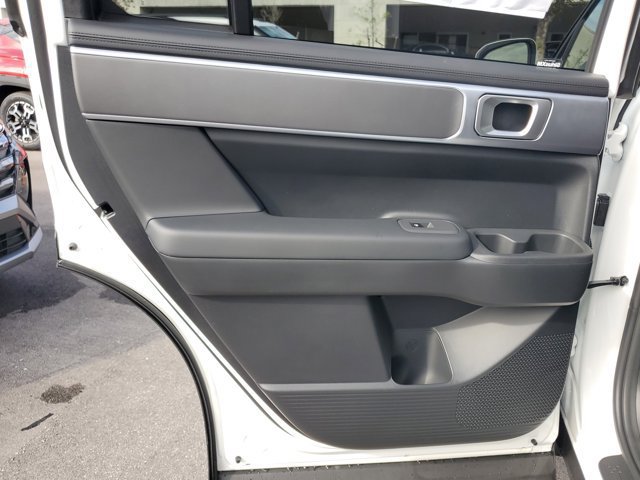 New 2026 Hyundai Santa Fe SE FWD image 8