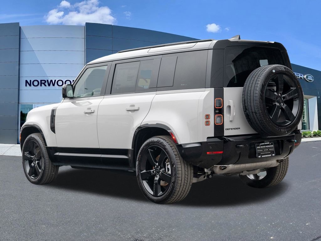 New 2026 Land Rover Defender 110 X-Dynamic SE image 6