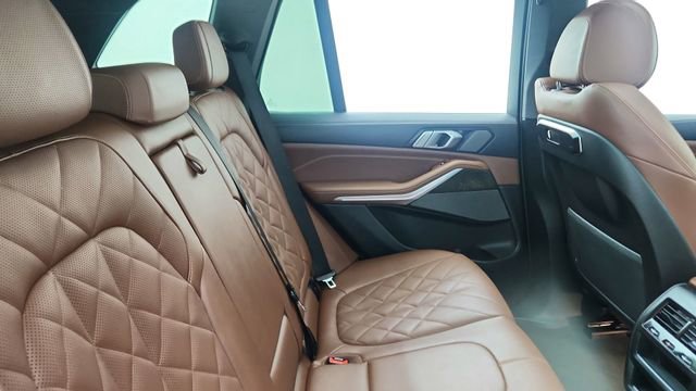 Used 2026 BMW X5 xDrive40i image 26
