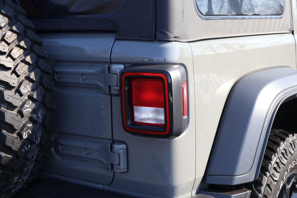 Used 2023 Jeep Wrangler Unlimited w/ Cold Weather Group image 7