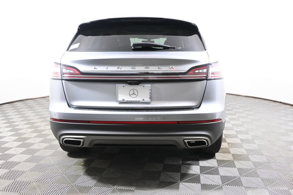 Used 2022 Lincoln Nautilus Reserve AWD/4WD image 6