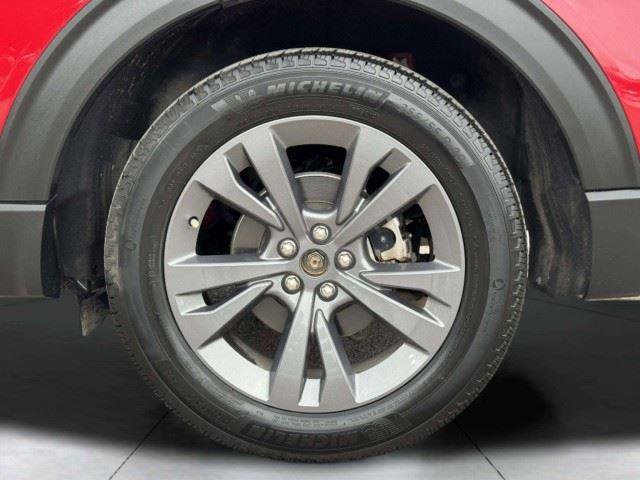 Used 2024 Ford Explorer XLT w/ Equipment Group 202A RWD image 68