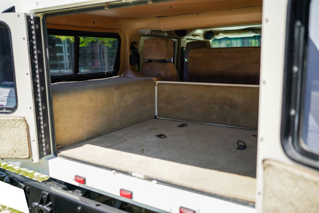 Used 1995 HUMMER H1 4-Door Wagon image 69