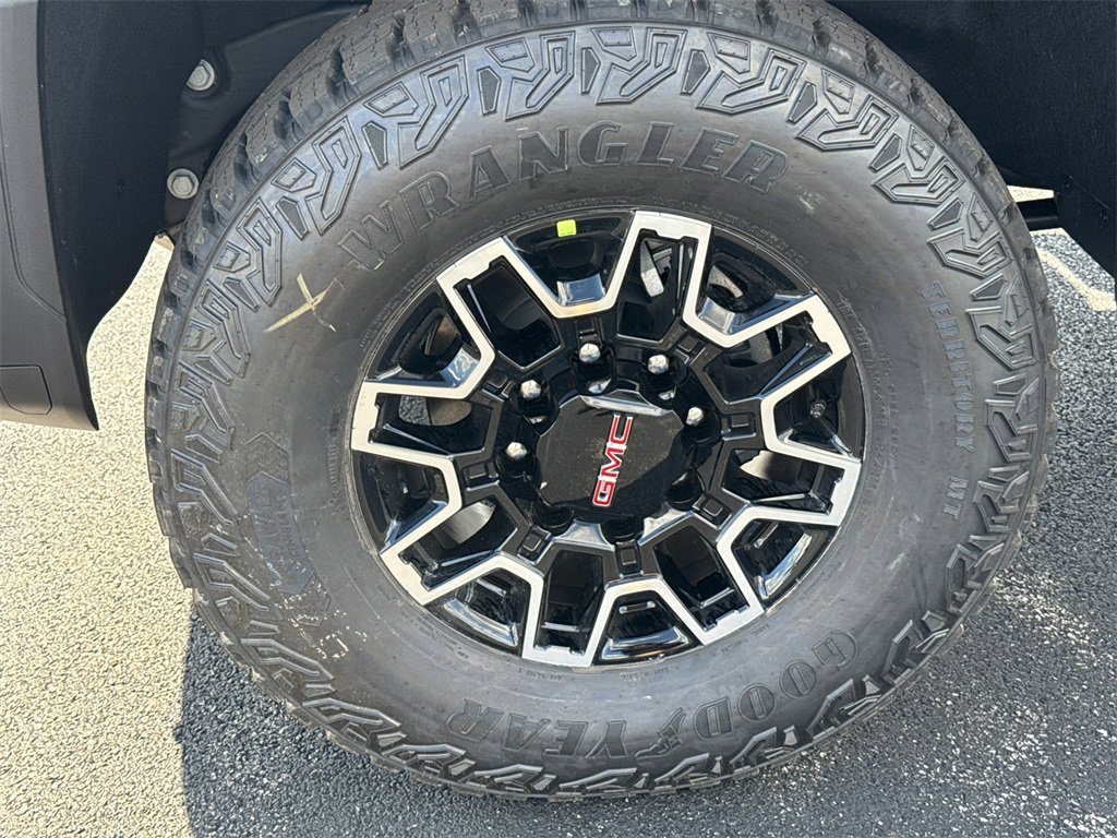 New 2026 GMC Sierra 2500 AT4X image 11