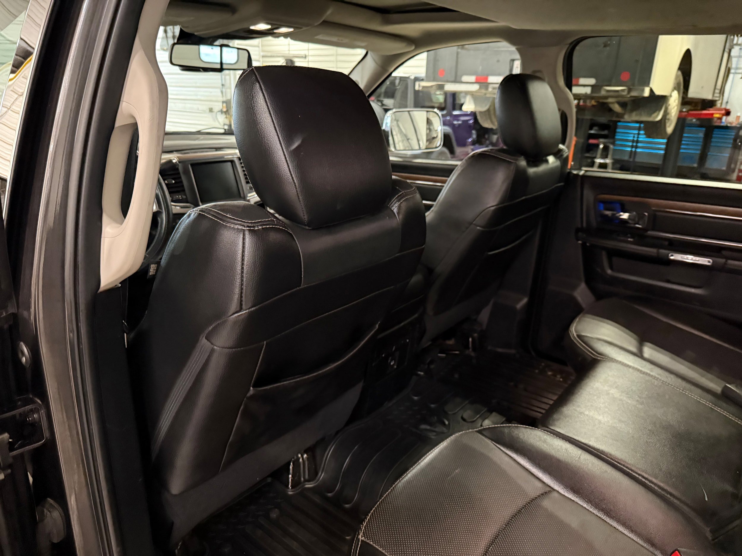 Used 2016 RAM 2500 Laramie AWD/4WD image 37