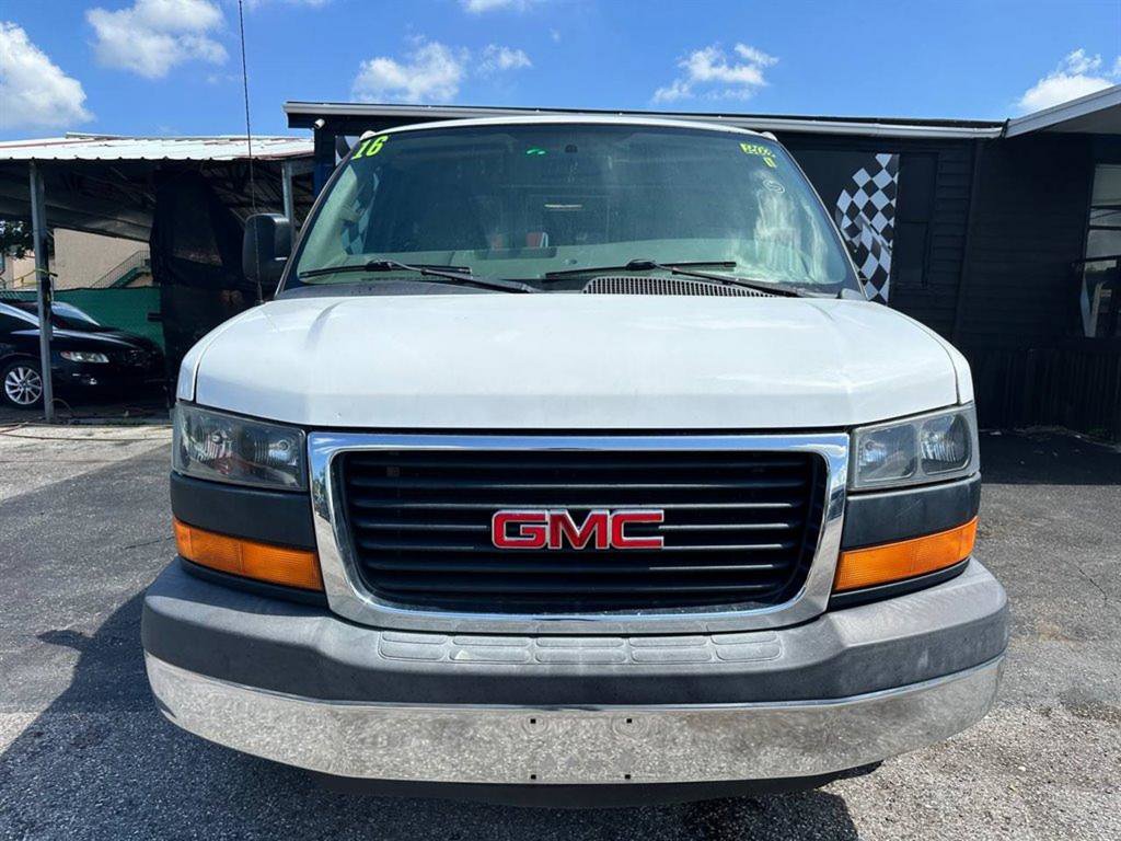 Used 2016 GMC Savana 2500 image 2