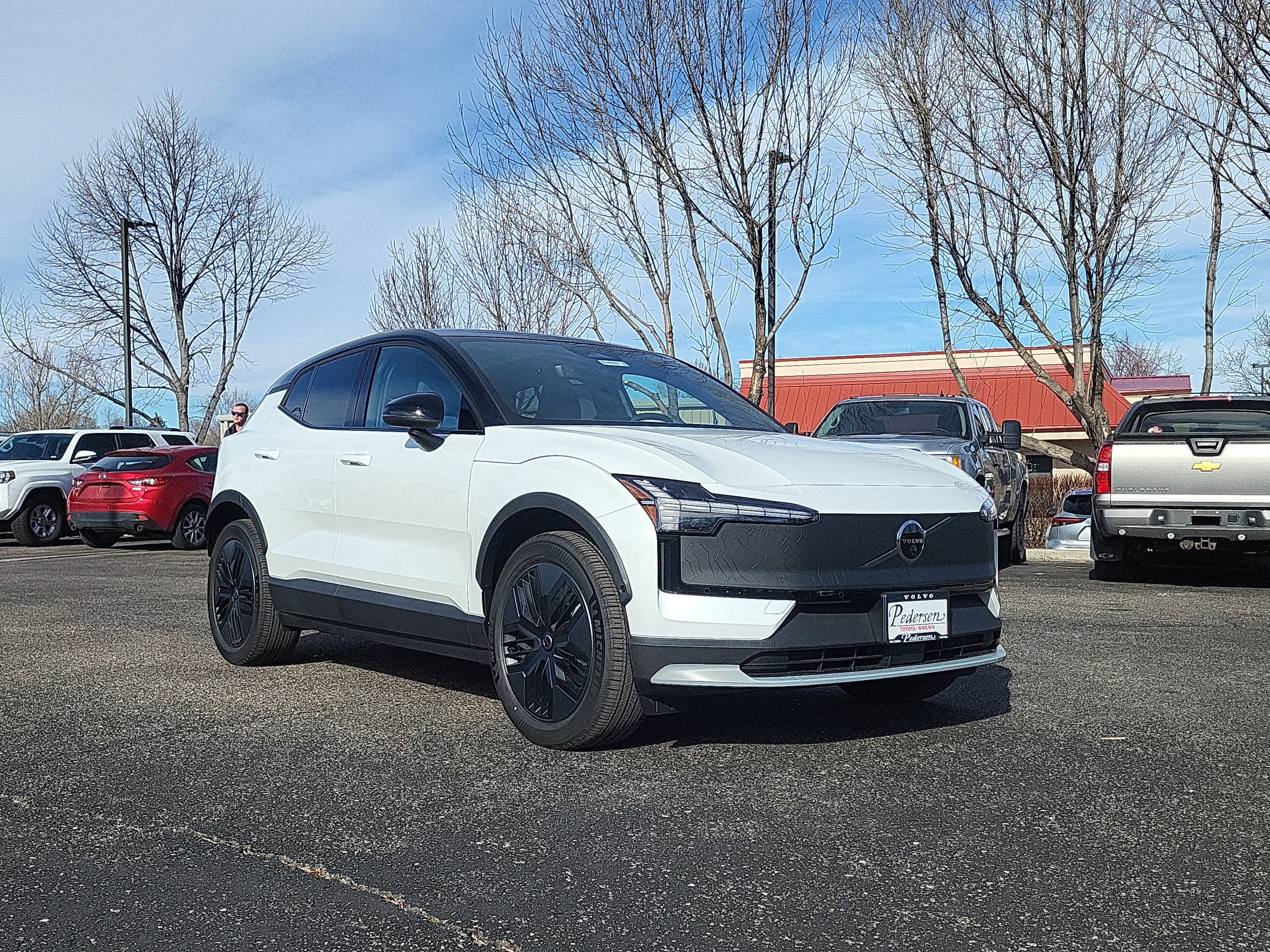 New 2026 Volvo EX30 Cross Country Ultra w/ Protection Package Premier image 19