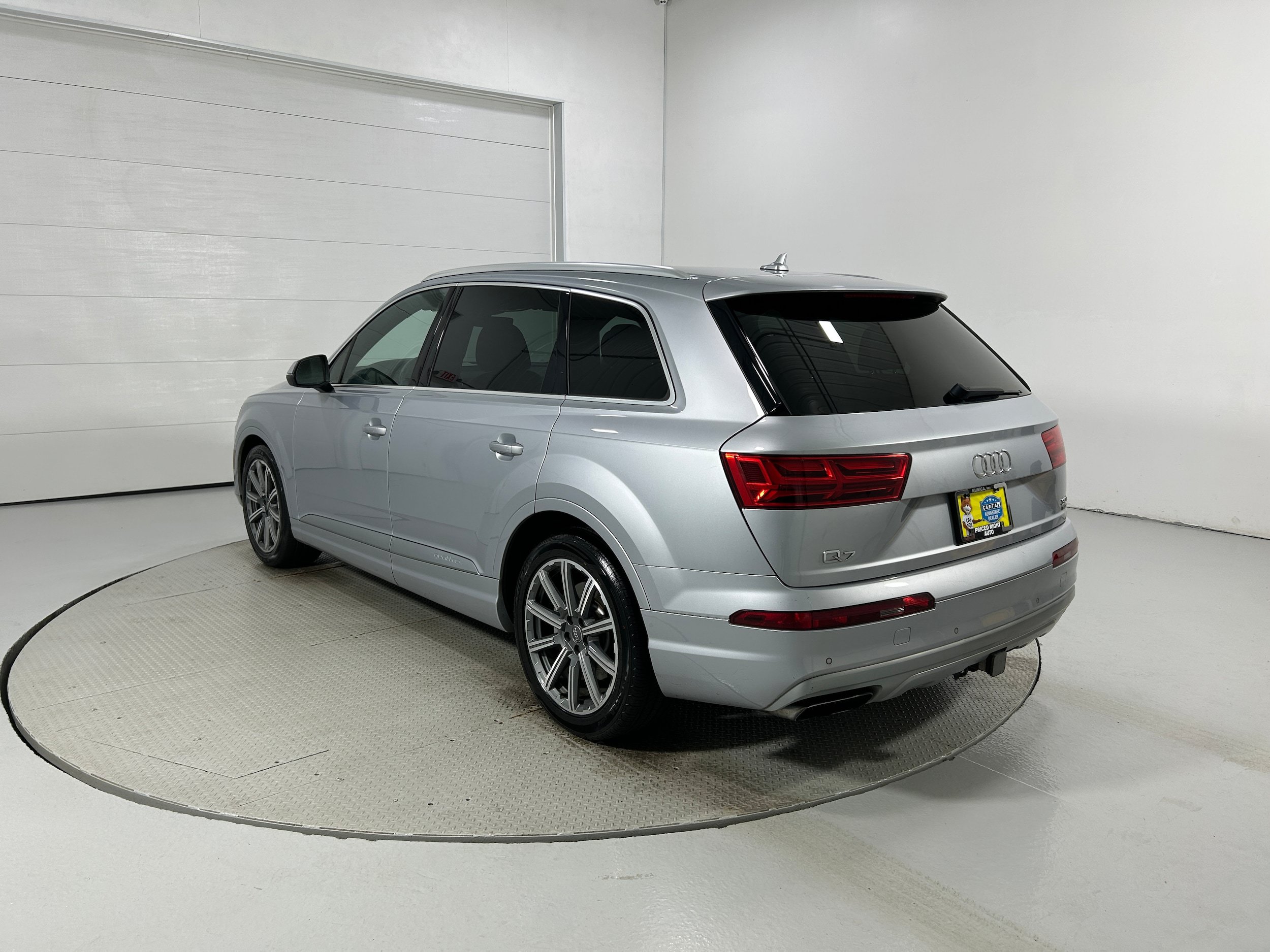 Used 2018 Audi Q7 3.0T Prestige AWD/4WD image 22