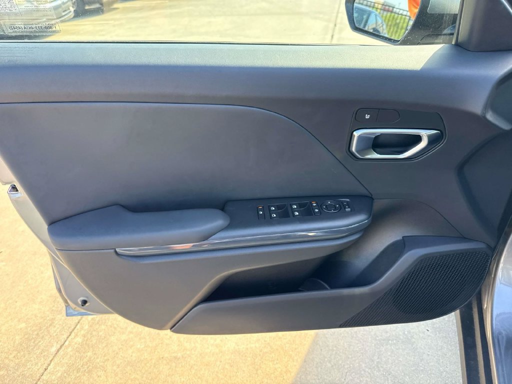 New 2026 Kia K4 EX FWD image 18