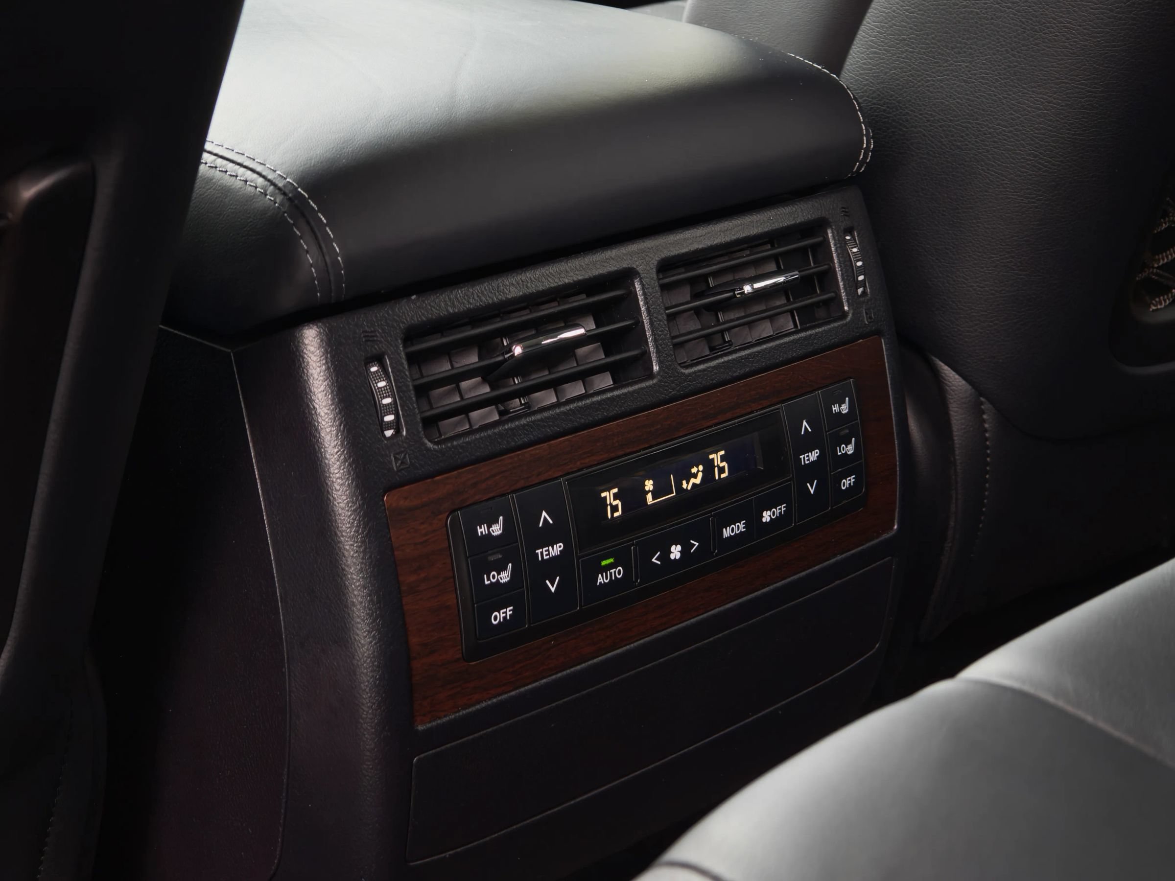 Used 2019 Toyota Land Cruiser AWD/4WD image 52