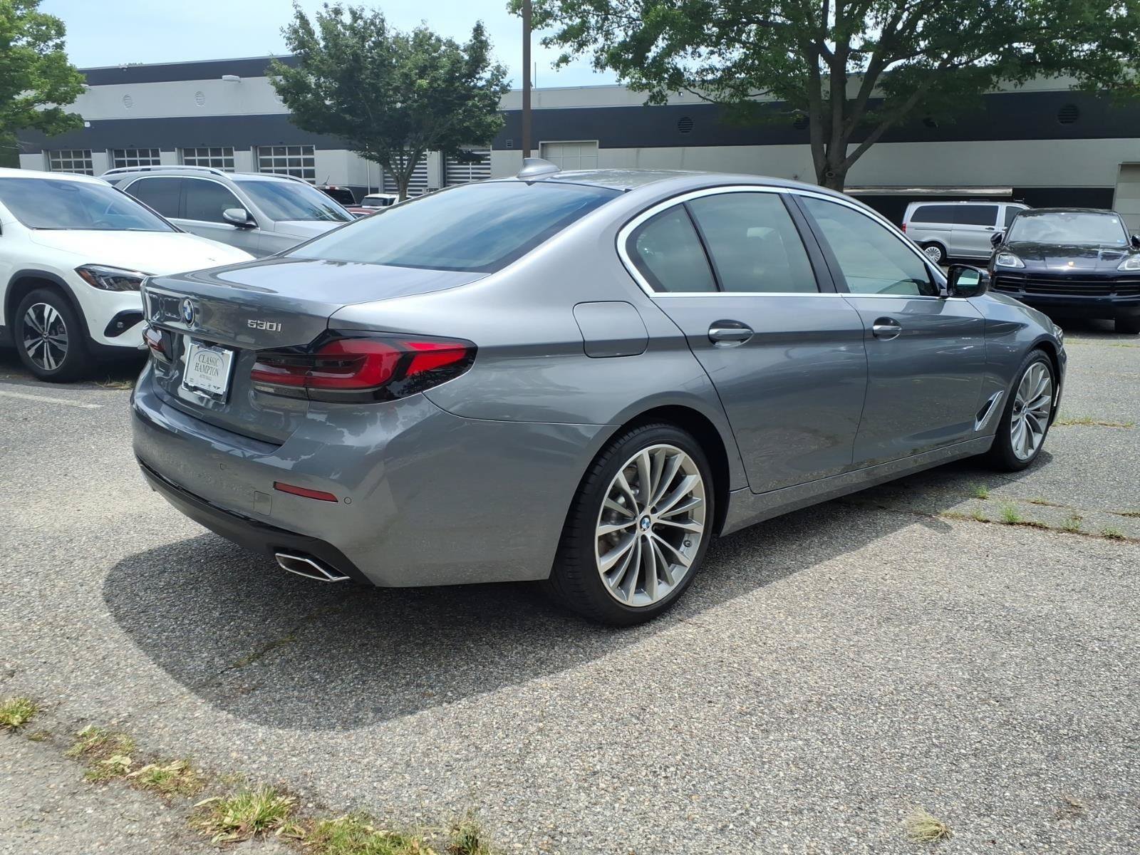 Used 2023 BMW 530i w/ Executive Package RWD image 6