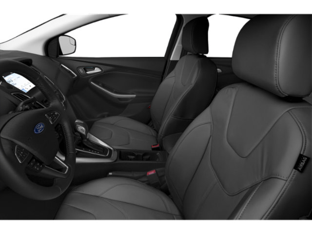 Used 2015 Ford Focus Titanium w/ Titanium Technology Package FWD image 12