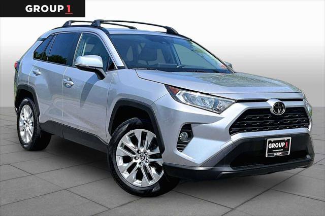 Certified 2019 Toyota RAV4 XLE Premium FWD image 3