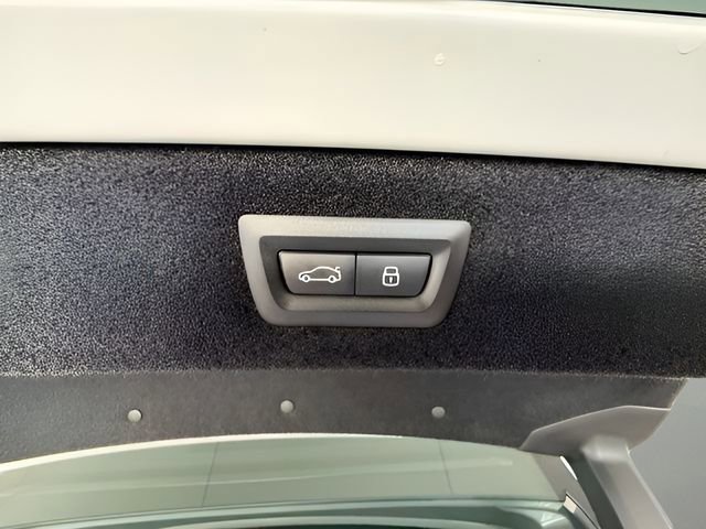 Used 2026 BMW 840i xDrive w/ M Sport Professional Package image 26