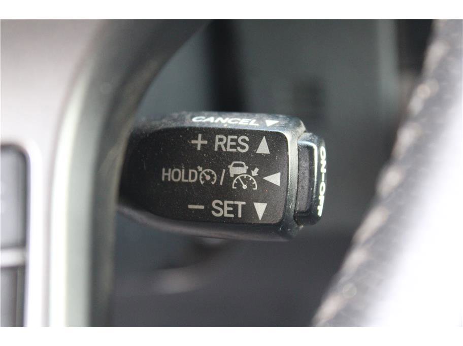 Used 2019 Toyota Tacoma TRD Off-Road image 17