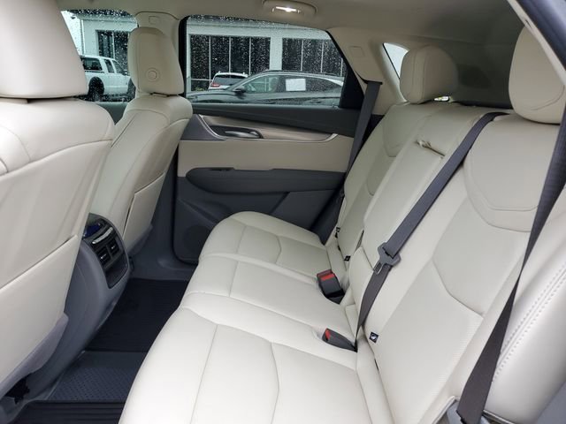 Used 2025 Cadillac XT5 Premium Luxury w/ Technology Package image 10