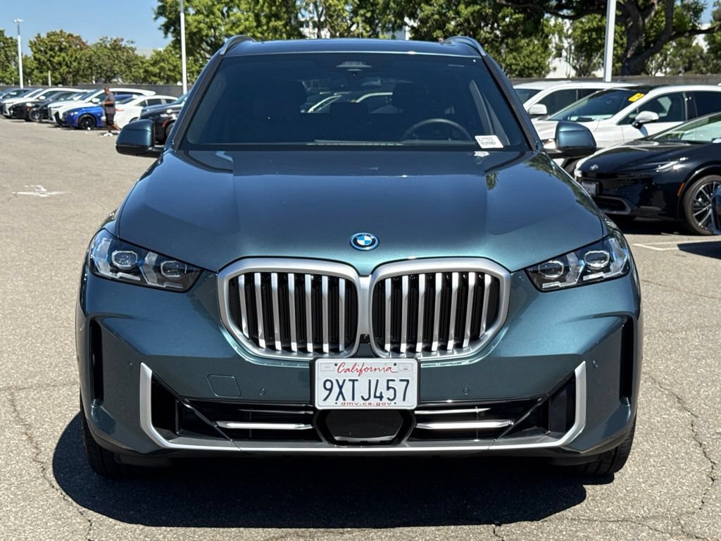 Used 2026 BMW X5 xDrive50e w/ Climate Comfort Package AWD/4WD image 4