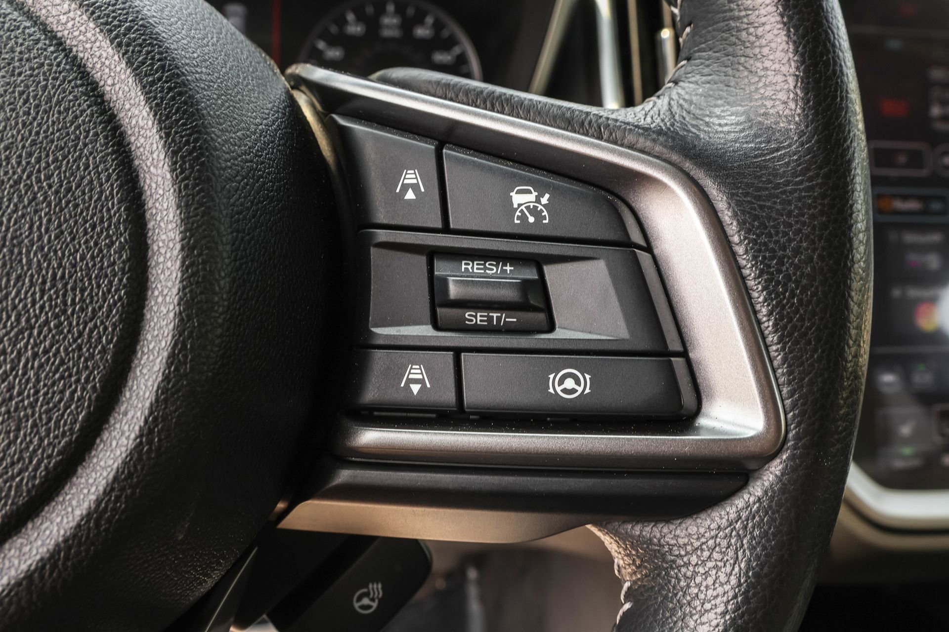 Used 2023 Subaru Ascent Limited image 28