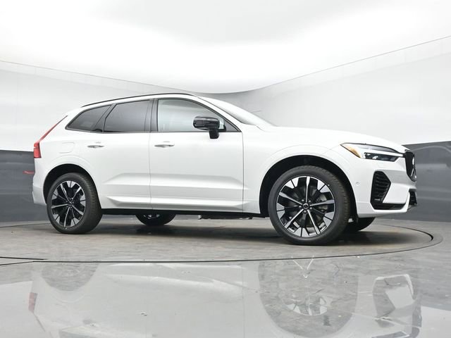 New 2026 Volvo XC60 T8 Plus w/ Protection Package Premier image 38