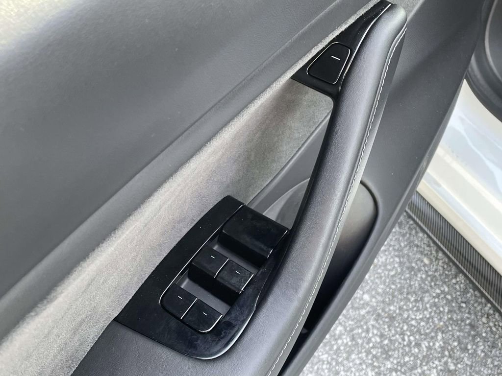 Used 2020 Tesla Model 3 Long Range image 6