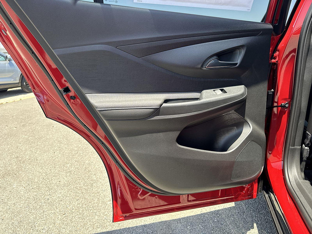 New 2026 Buick Envista Sport Touring w/ Convenience II Package FWD image 23