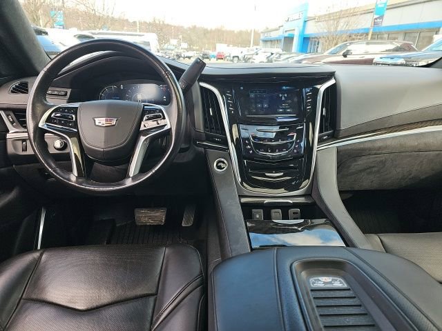 Used 2019 Cadillac Escalade ESV Platinum image 10