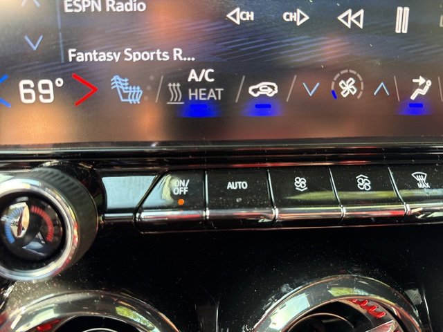 Used 2024 Chevrolet Blazer EV RS image 19