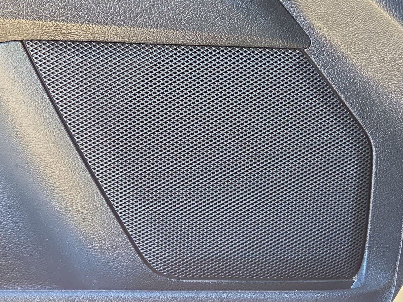 Used 2016 Ford Fusion SE FWD image 28