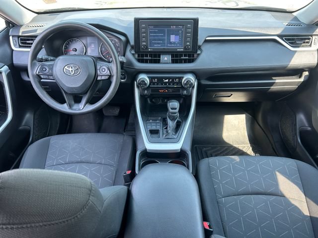 Used 2021 Toyota RAV4 XLE AWD/4WD image 29