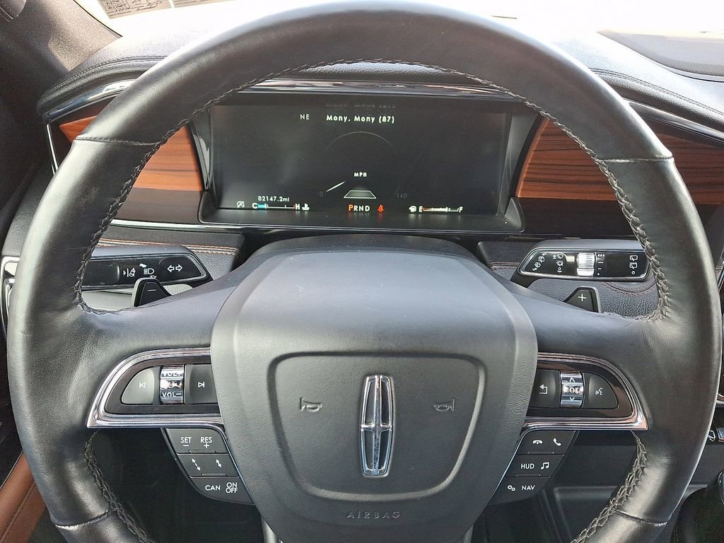 Used 2019 Lincoln Navigator Reserve image 21