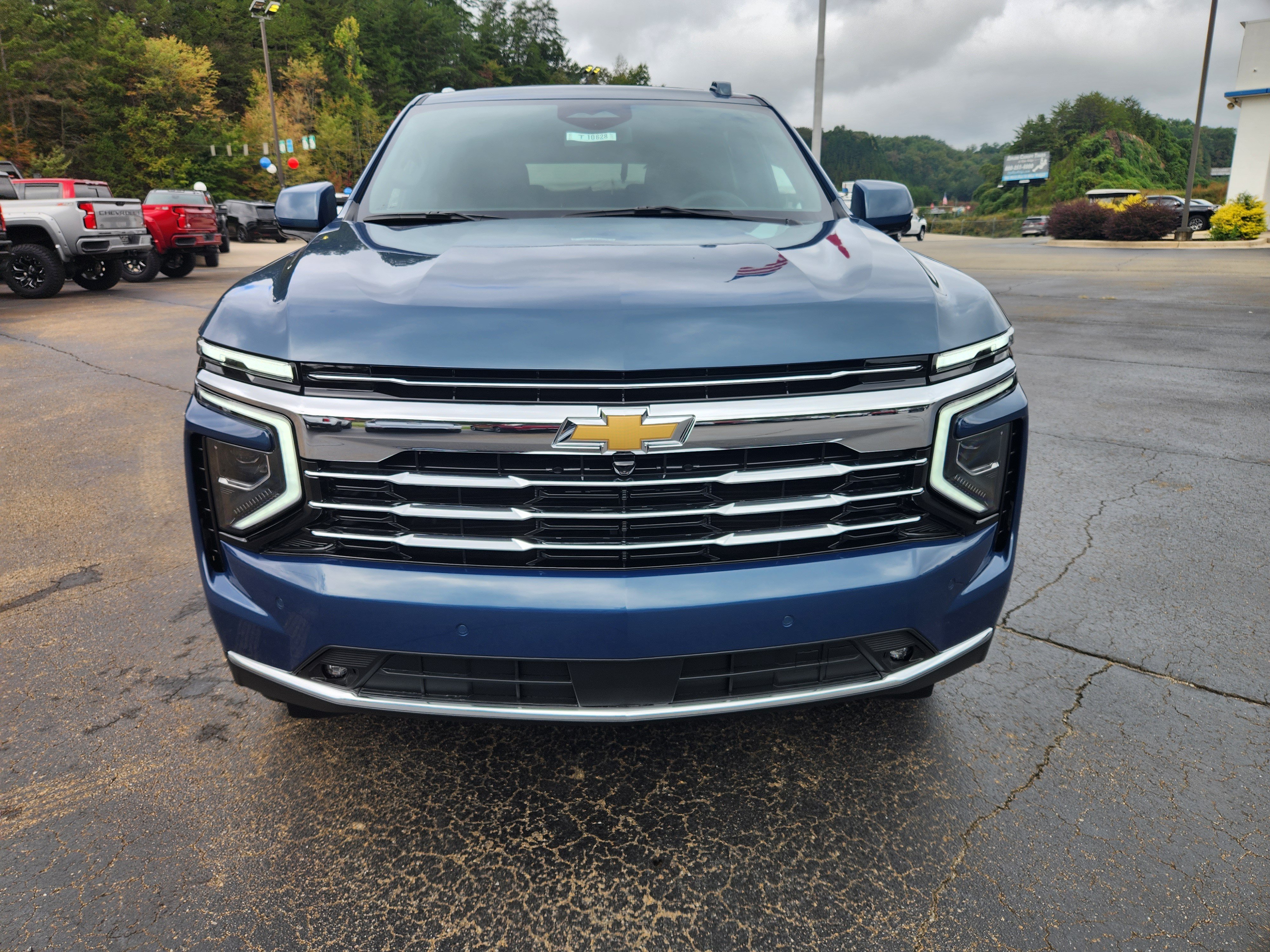 New 2027 Chevrolet Tahoe LT w/ Comfort Package AWD/4WD image 4