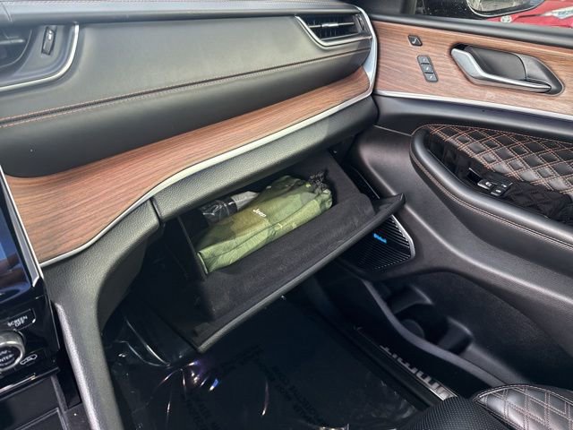 Used 2022 Jeep Grand Cherokee Summit w/ Adv Protech Group IV image 36