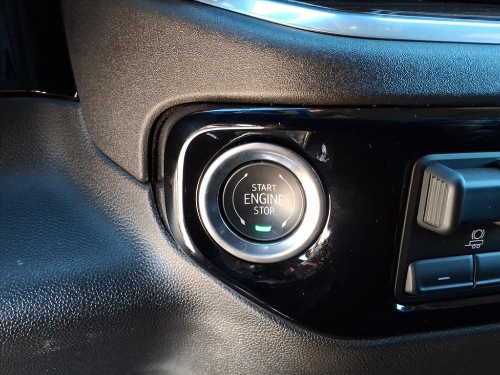 Used 2025 Chevrolet Silverado 1500 LT image 20