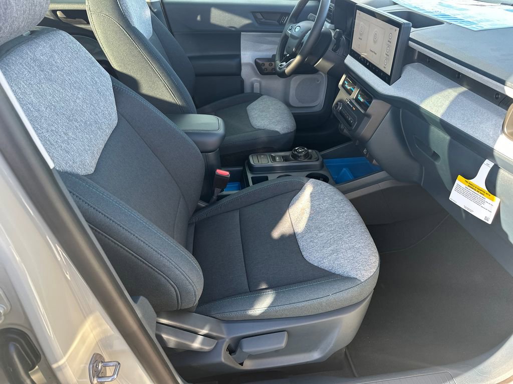 New 2025 Ford Maverick XLT w/ XLT Luxury Package image 13