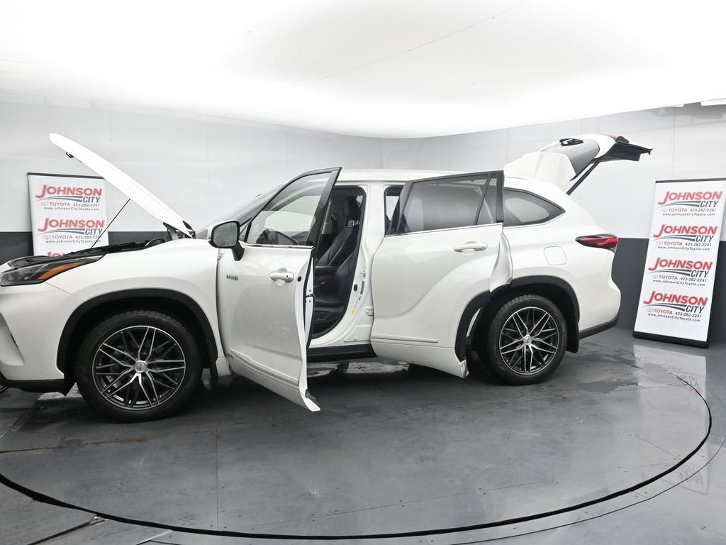 Used 2020 Toyota Highlander Limited image 28