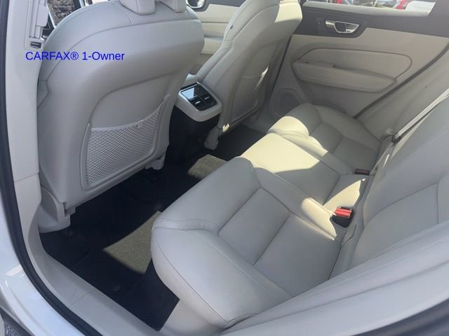 Used 2021 Volvo XC60 T5 Inscription image 15