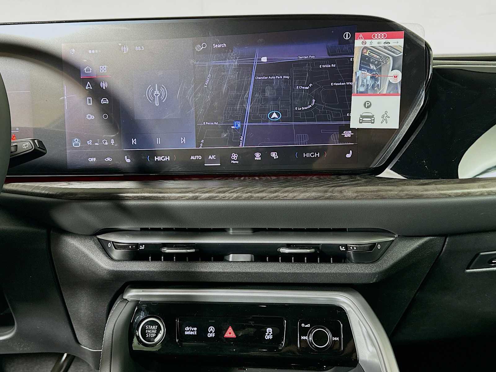 New 2025 Audi Q5 Premium image 12