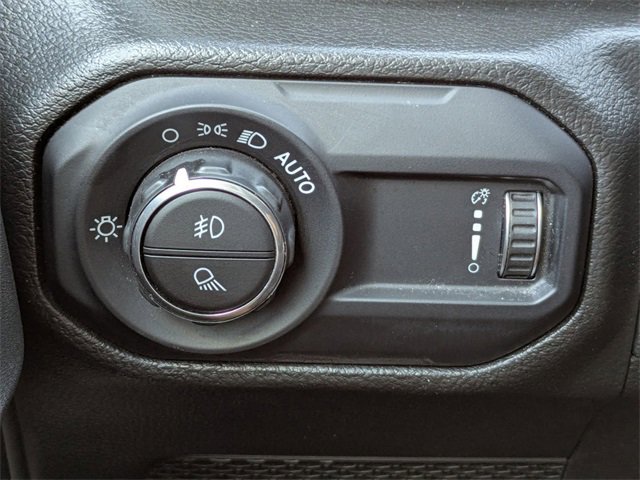 Used 2023 Jeep Gladiator Overland image 22