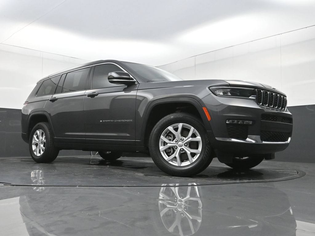 Used 2023 Jeep Grand Cherokee L Limited RWD image 28