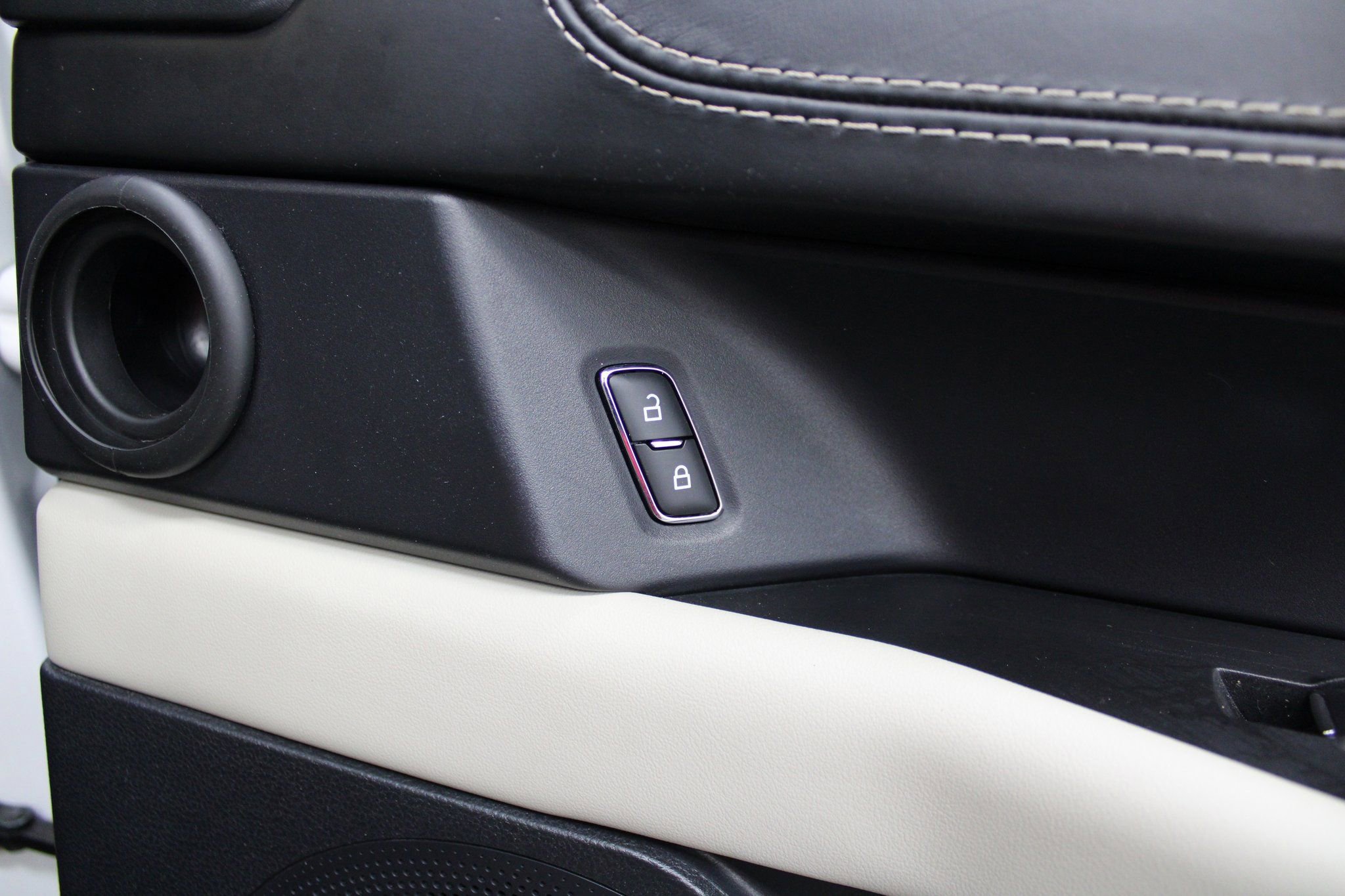 Used 2021 Ford Expedition Max Platinum image 34